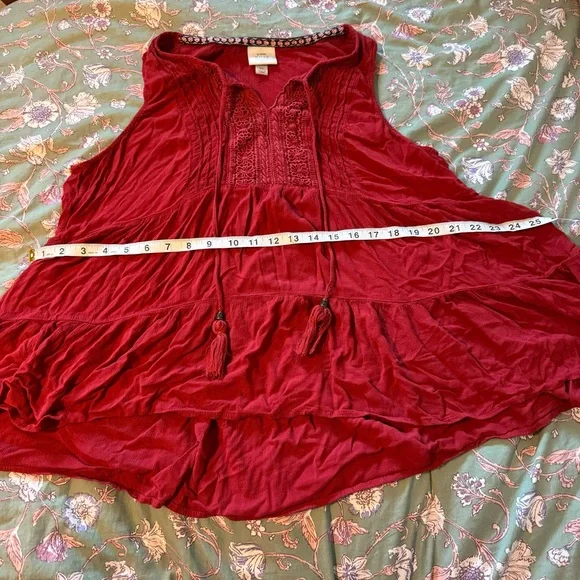 Knox Rose Burgundy Flowy Bohemian Top - Picture 5 of 9